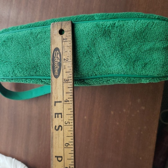 H&M green fuzzy shoulder bag purse - Picture 4 of 7